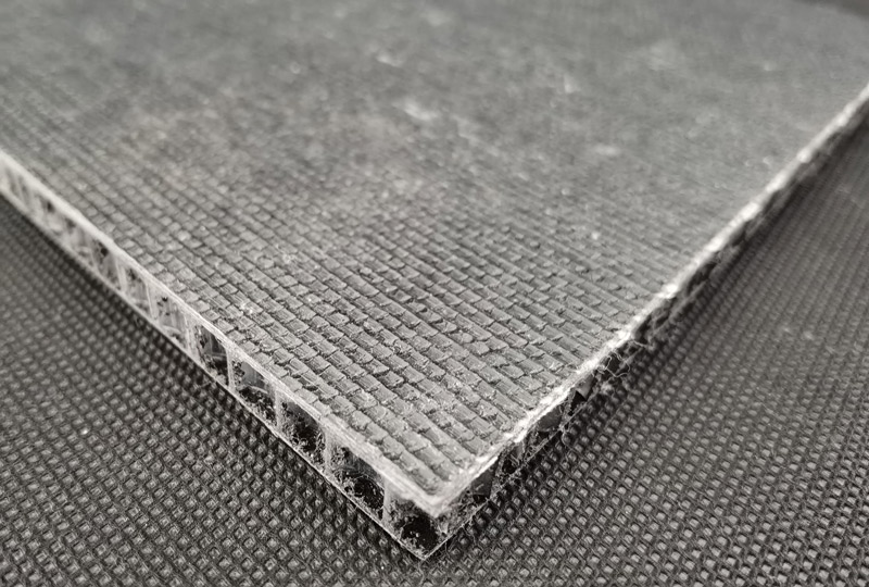 纤维复合材料蜂窝板采用新型cfrtp材料设计更优